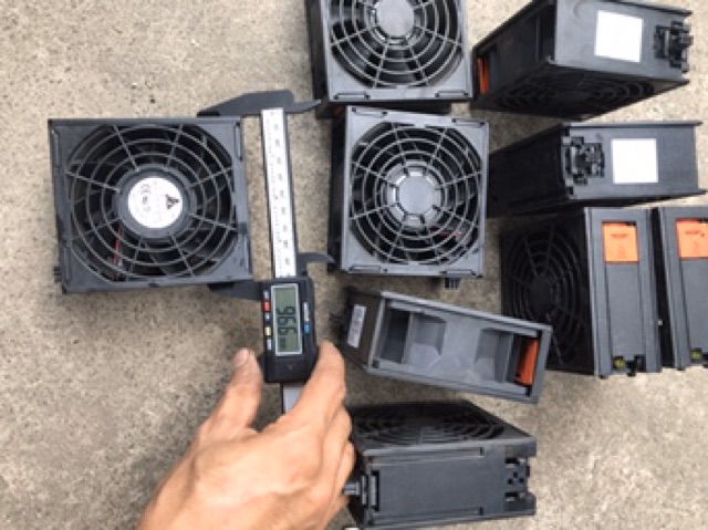 Quạt server Hp delta 12v 1.5A , vuông 9cm có khung bảo vệ full