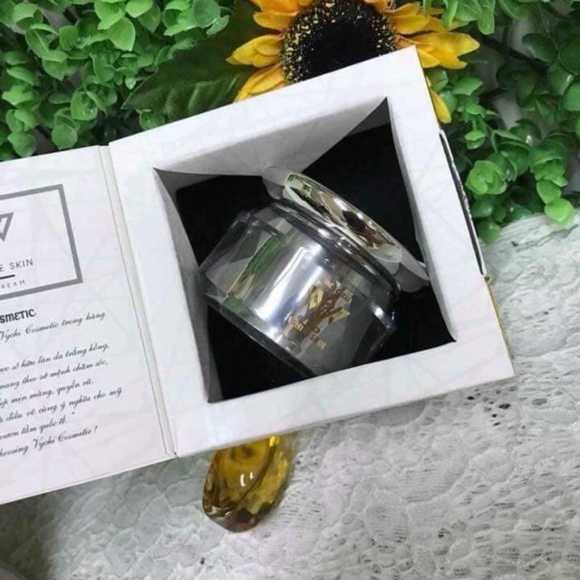 Kem face 5D white skin