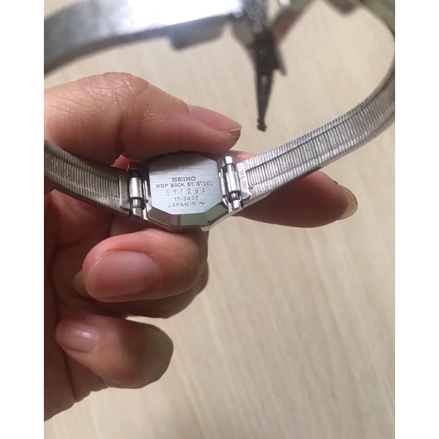 Đồng hồ nữ Seiko