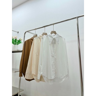 Áo sơmi trơn cổ nhọn oversize