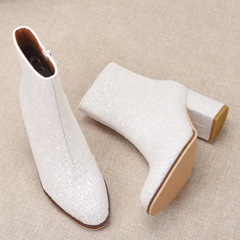 Boots cổ ngắn da trơn và da nhũ. xuất Uk
