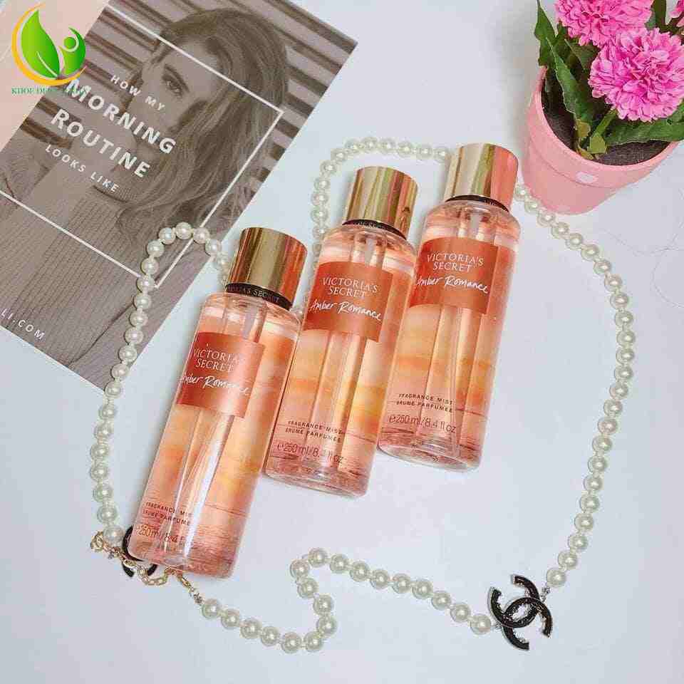 Xịt Thơm Toàn Thân Victoria's Secret Fragrance Mist Amber Romance 250ml