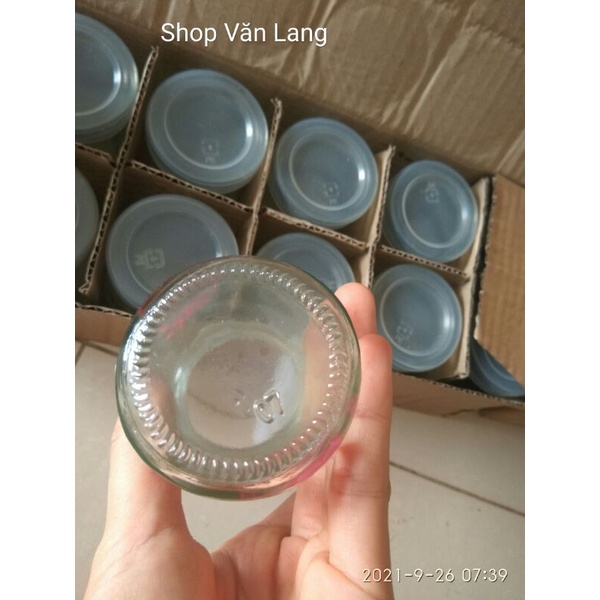 Hũ thuỷ tinh làm sữa chua có nắp loại to dày hình hello kitty