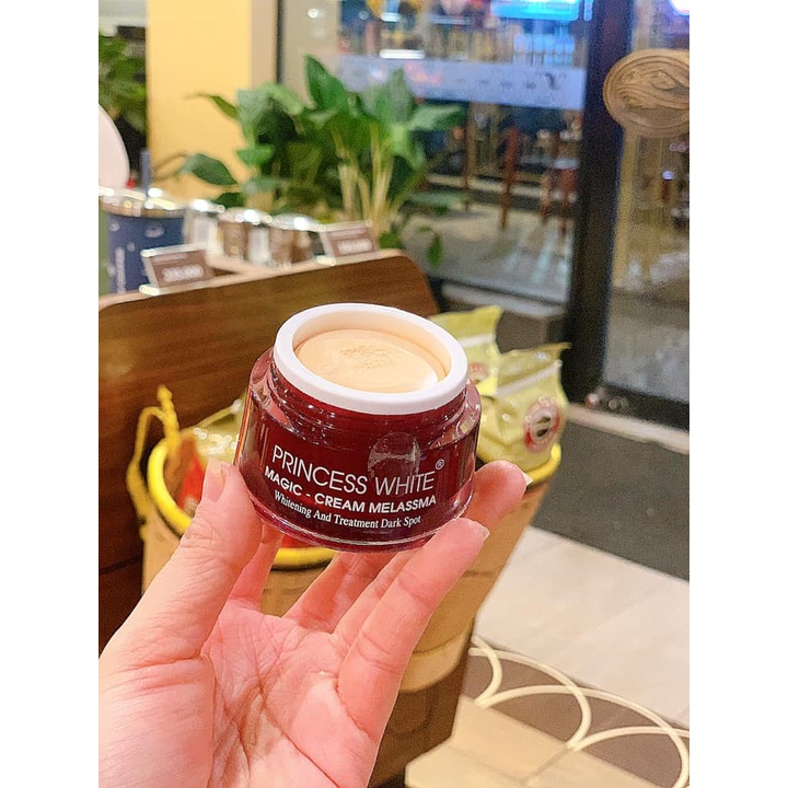 KEM NGỪA NÁM MAGIC PRINCESS WHITE HỘP 20G DATE 2024 MỜ NÁM, TÀN NHANG