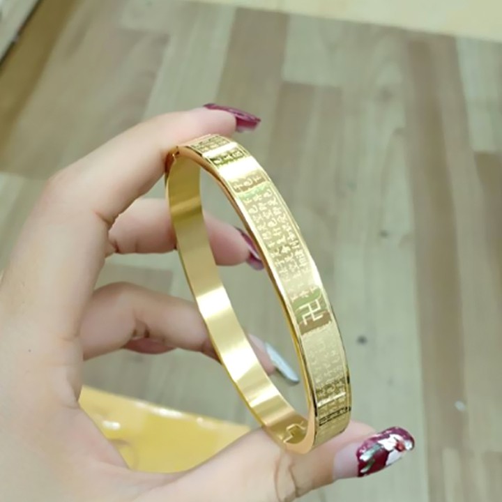 [Mã FAMAYFA giảm 10K đơn 50K] VÒNG TAY BÁT NHÃ TÂM KINH HÌNH TRÒN MÀU VÀNG - đeo tay vạn sự may