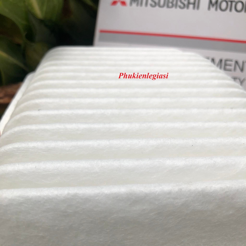 Lọc gió động cơ Mitsubishi Grandis OUTLANDER MR968274