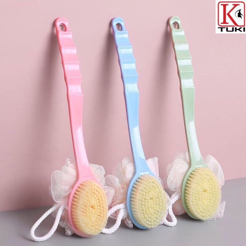Cây bàn chải cọ lưng kèm bông tắm tạo bọt