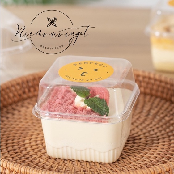 Hộp Nhựa Vuông Nắp Cao Đựng Tiramisu, Mousse ~ XY585