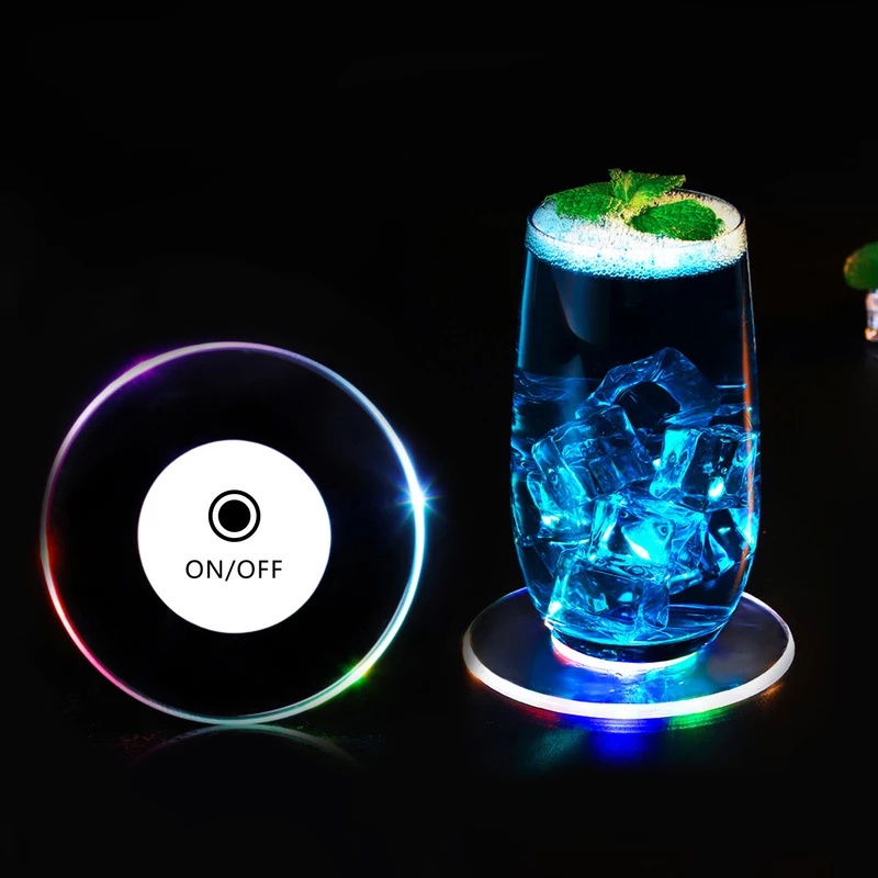 1 đế lót ly cocktail bằng acrylic trong suốt siêu mỏng có đèn led phát sáng 7 màu sáng tạo