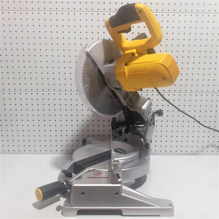 Máy cưa cắt đa góc nhôm gỗ STANLEY - STEL721 255mm 1500W