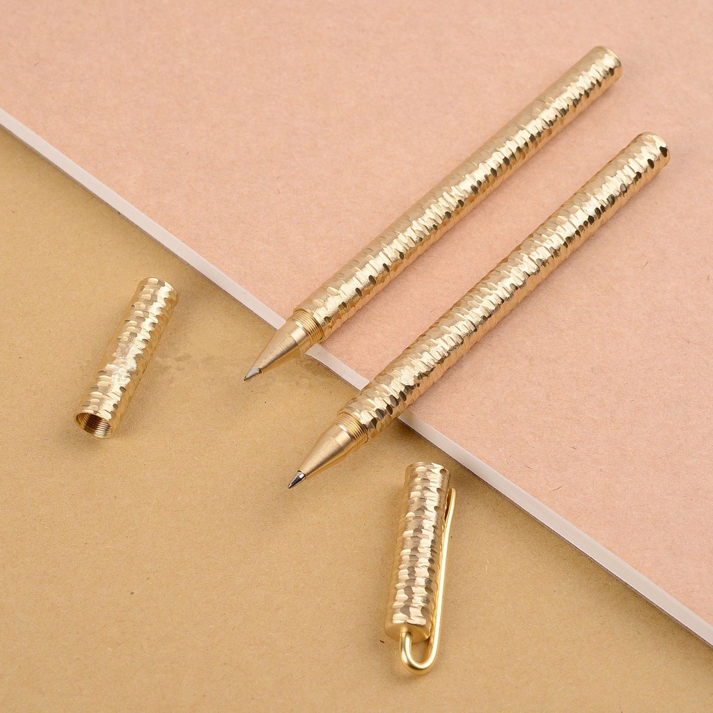 Bút bi bằng đồng V5