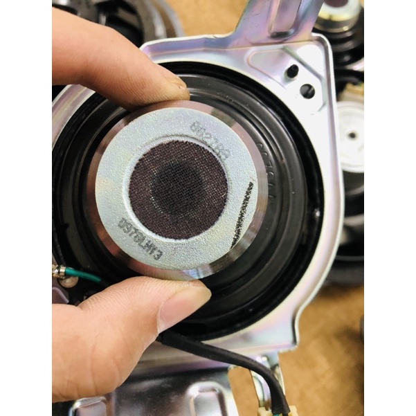 Loa Mark Levinson tháo xe lexus