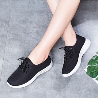 Giày thể thao nam nữ 20k/ đôi . 4 đôi tặng 1 đôi