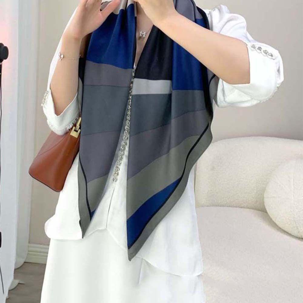 Khăn Choàng Cổ Vải Lụa Mềm Họa Tiết Kẻ Sọc 1 Cái Phong Cách Retro Dễ Phối Đồ Cho Nữ