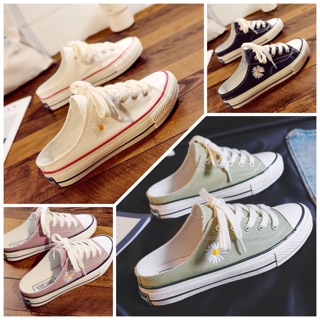 (Giảm 15k nhập FSSSBD29)Giày sục canvas hoạ tiết hoa cúc