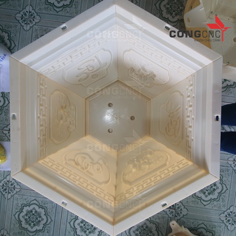 Khuôn Đổ Chậu Xi Măng Lục Giác 75 Dáng Bầu Không Kèm Chân Đôn Họa Tiết Tùng - Phúc - Lộc - Thọ