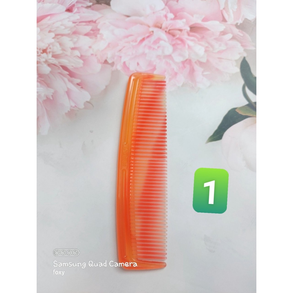 1 Cây lược nhựa bỏ túi  12 cm