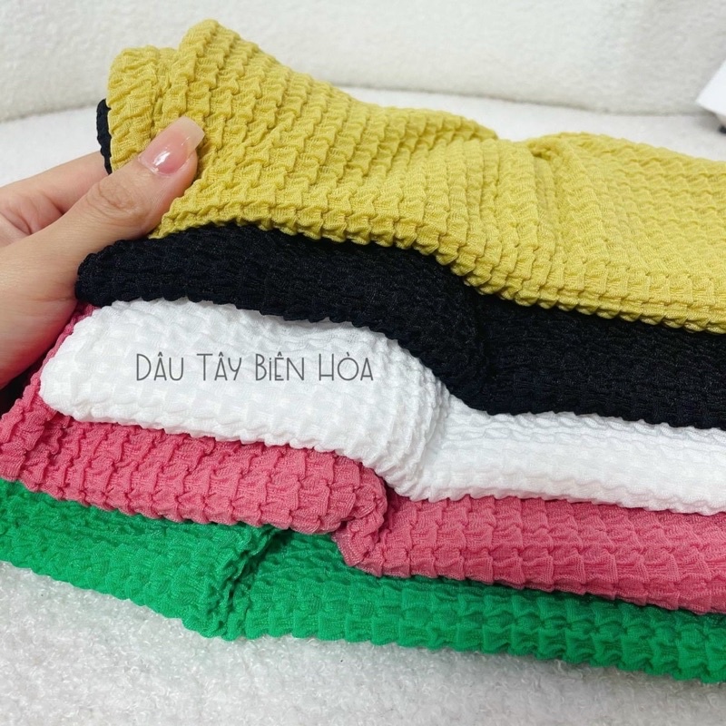 Áo Yếm Chéo 1 Vai  Khoen Tròn Cúp Mút Ngực Croptop