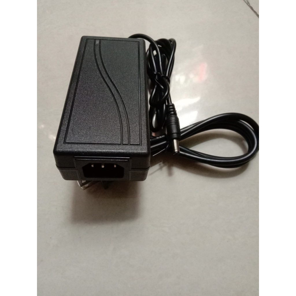 Bộ Nguồn nhựa 12V-5A dùng cho đèn led 12v