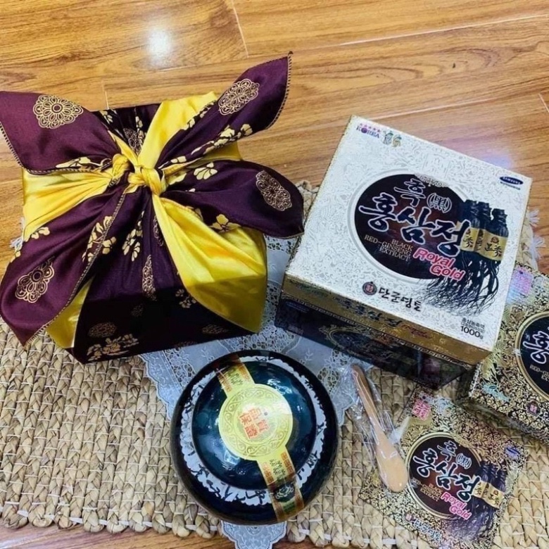 Cao Hắc Sâm 6 Năm Tuổi KANGHWA Hàn Quốc 1000g (Six-Years Black Ginseng Extract ROYAL GOLD) [ Hàng Mới Về ]