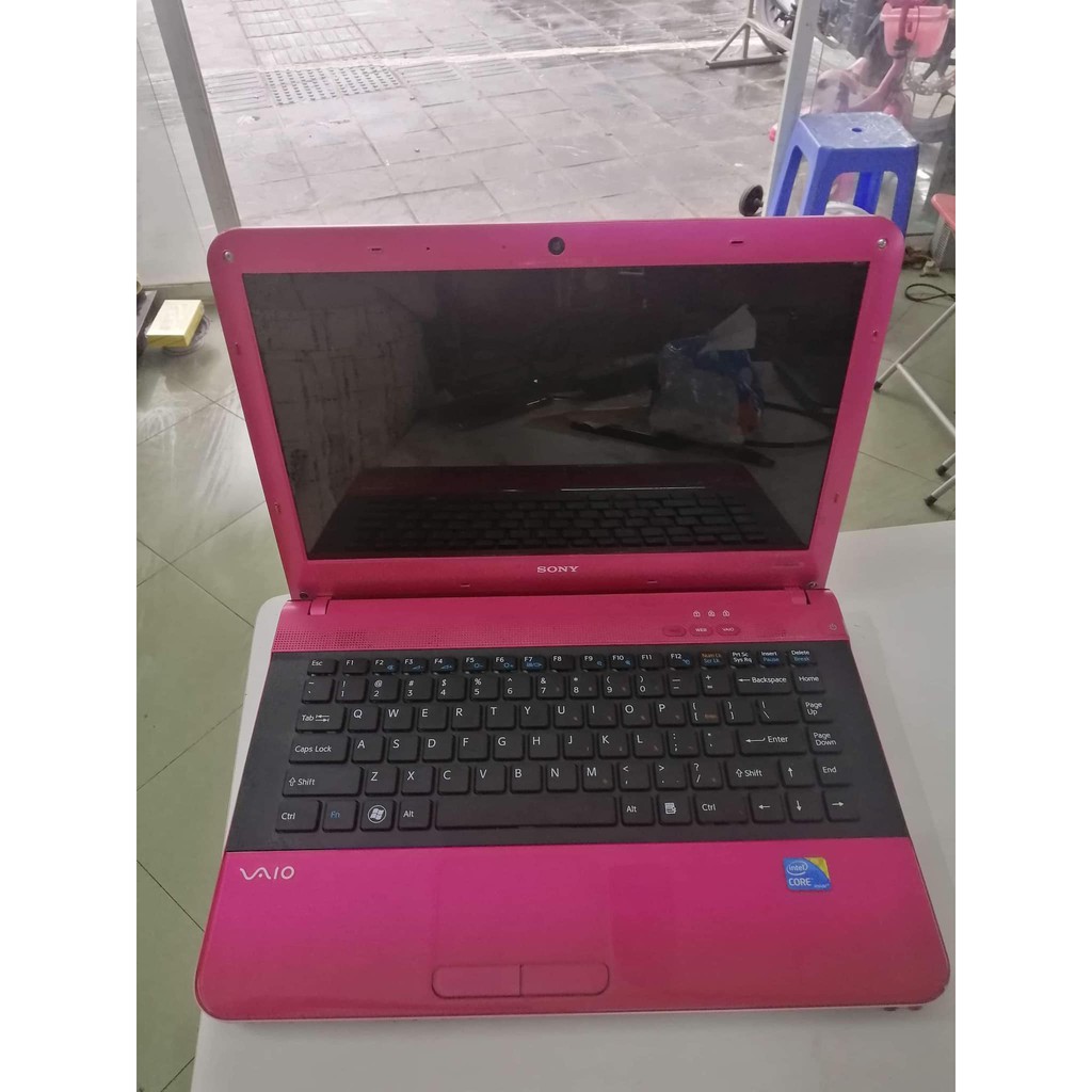 Laptop Sony Vaio EA i5 màu sắc độc đáo Ram 4GB