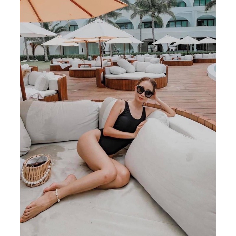 Bikini liền khoét lưng sexy (hình thật chụp sàn)
