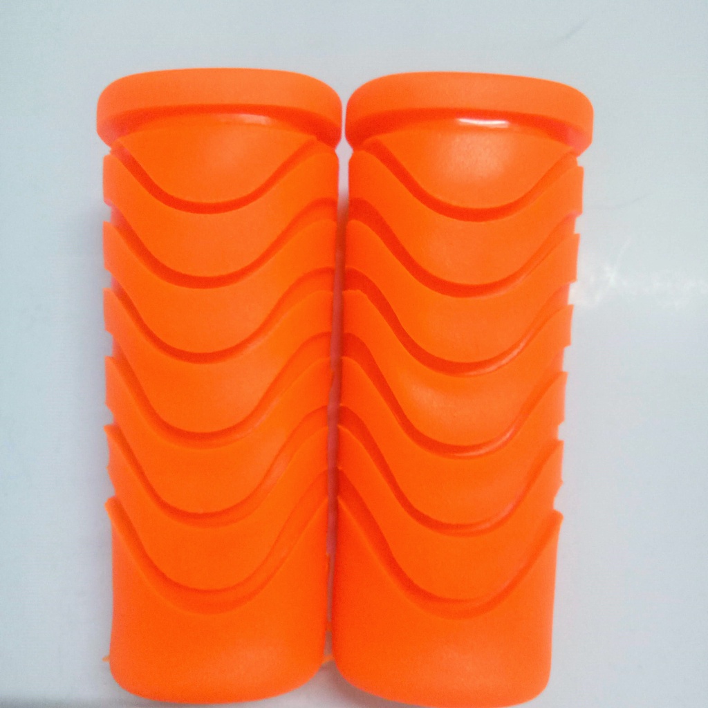 Cặp gác chân trước kiểu Wave S màu cho các loại xe số