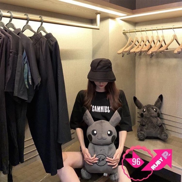 áo thun unissex form rộng in hình đôi cánh thiên thần rất đẹp