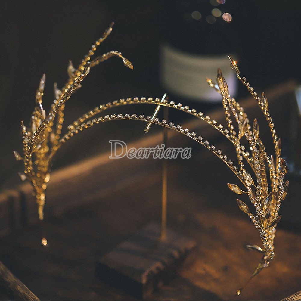 Vương miện hình lá thanh lịch cho cô dâu