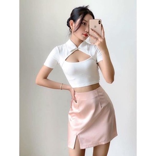 Áo croptop tay ngắn cổ bẻ khoét ngực a5149