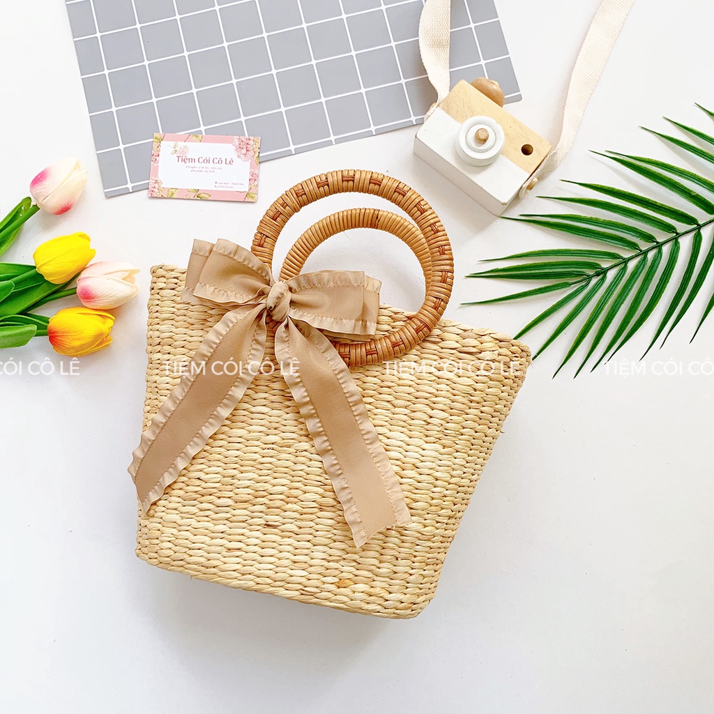 Túi lục bình mắt na đính nơ ruy băng màu kem - Tiệm Cói Cô Lê