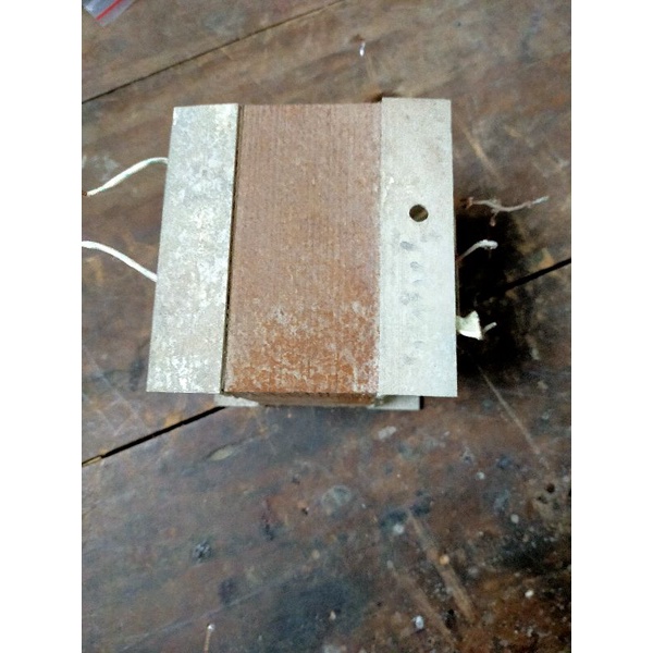 Biến áp xạc ắc quy
