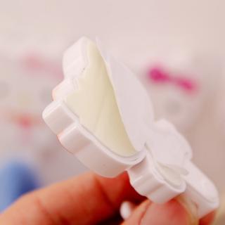 Móc Dán Tường Hình Hello Kitty Đáng Yêu