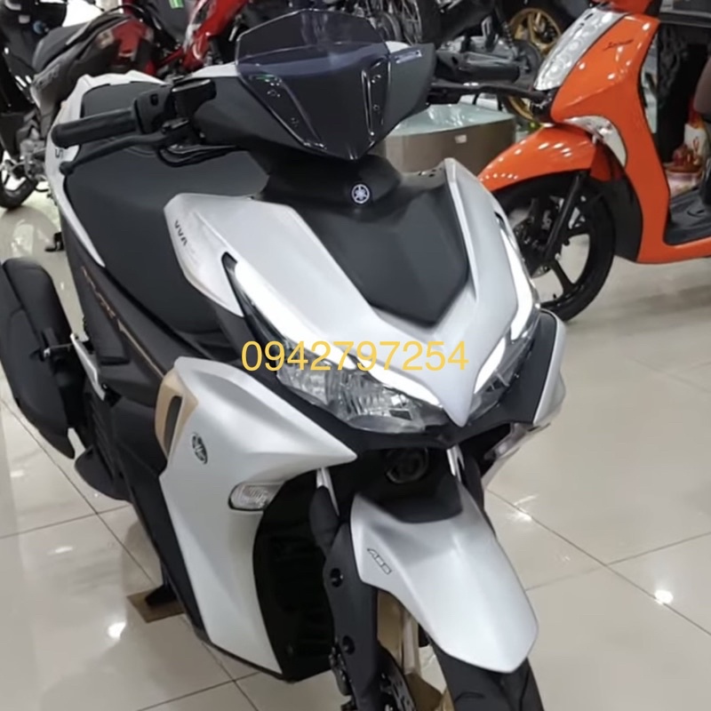 Sơn xe máy Yamaha NVX màu Bạc mờ MTP417-2K Ultra Motorcycle Colors