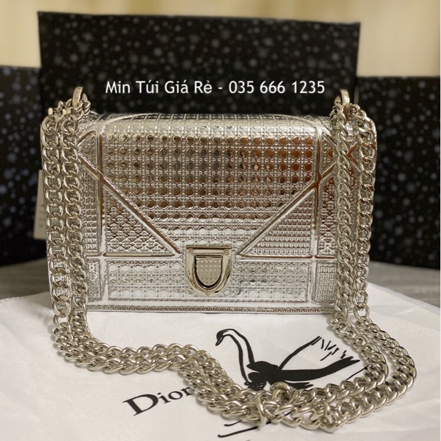 - Túi DiO màu bạc size 22