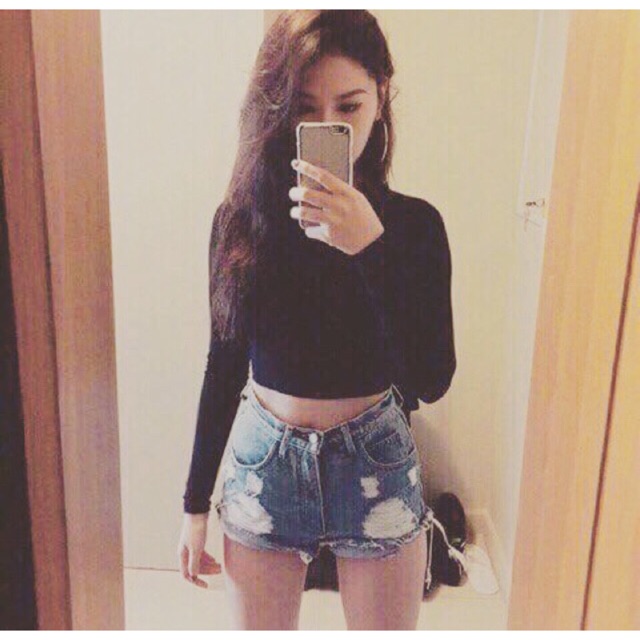 Áo croptop dài tay