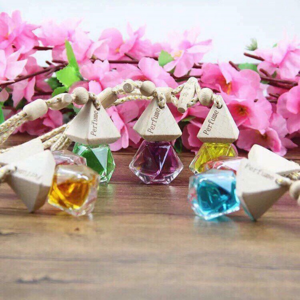 TINH DẦU TREO XE Ô TÔ ( ĐỦ HƯƠNG MÙI )