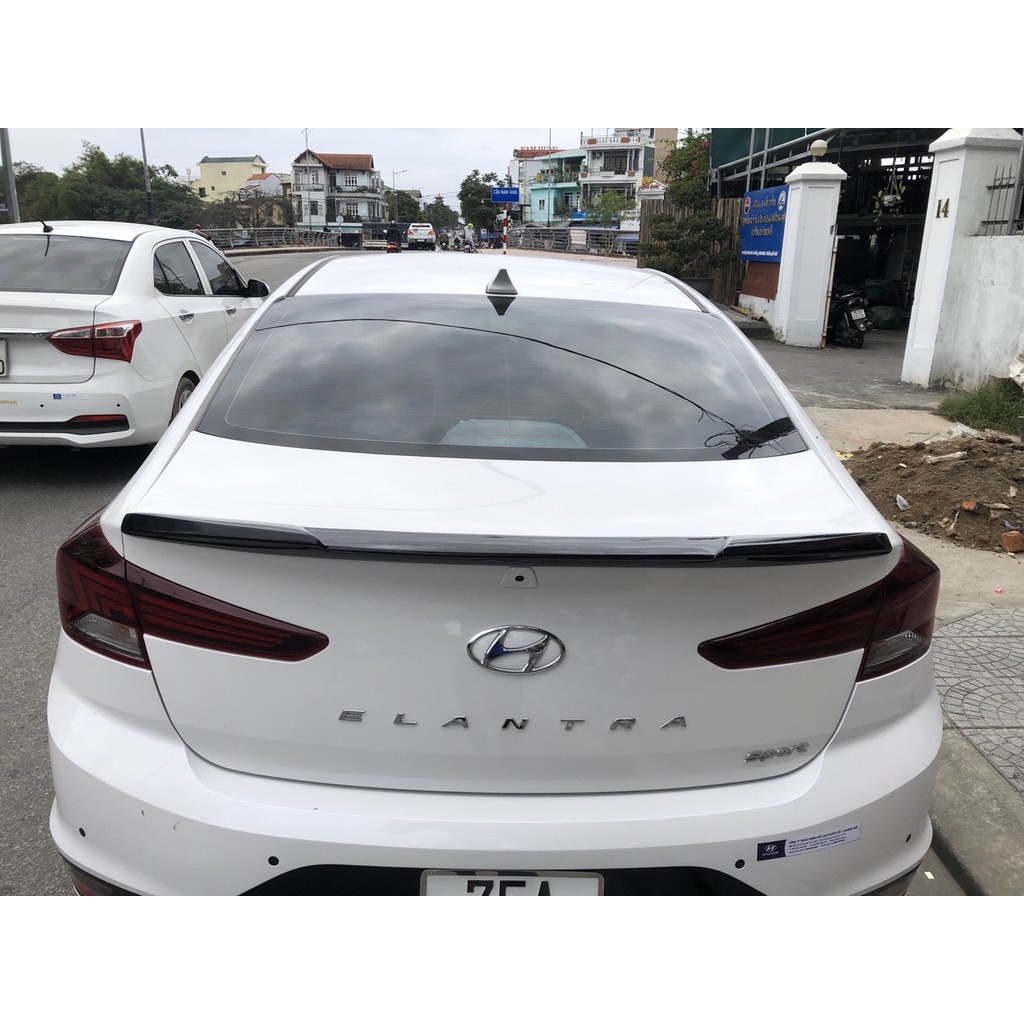 Đuôi gió thể thao, cánh lướt gió Xe Elantra 2021 2022- Hàng Mộc Chưa Sơn + Tặng kèm keo dính