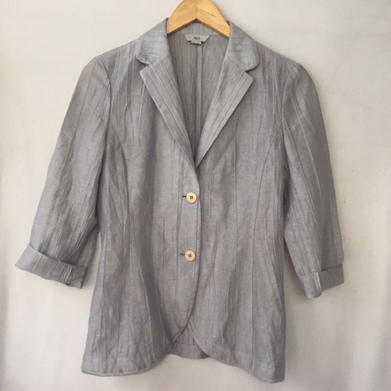 Khoác Blazer 1 lớp Pau Nhật màu bên ngoài đẹp hơn