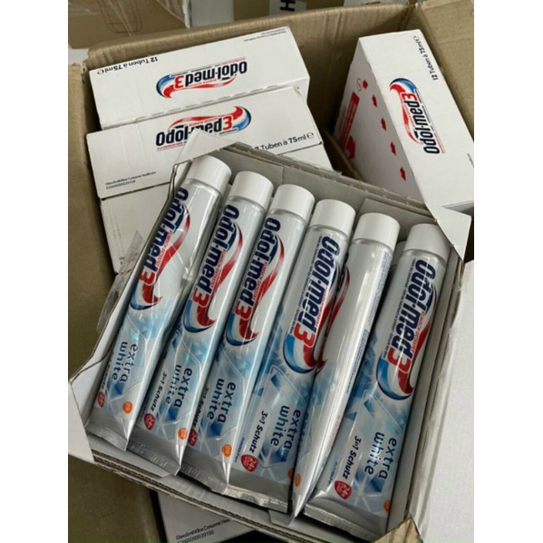Kem đánh răng Odol Med 3 Extra White trắng răng
