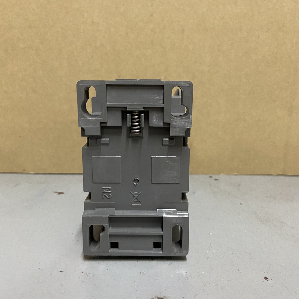 Khởi Động Từ Contactor LS chính hãng MC-6a 3P 6A Coil 220VAC