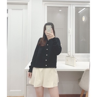 Áo cardigan trơn basic nút ngọc