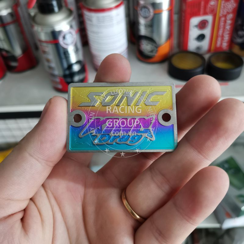 Tem titan nắp dầu gắn xe máy Winner X, Winner, Exciter, Satria, Sonic, Vario, SH, Airblade