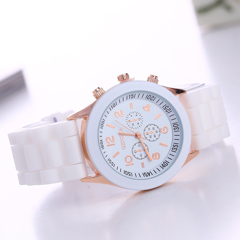 Đồng hồ đeo tay mặt tròn dây silicone ba màu thời trang cho nữ YR