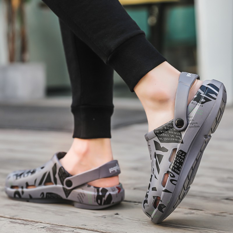 Dép Crocs In Họa Tiết Thiết Kế Thoáng Khí Size 36-44 Thời Trang Cho Cặp Đôi