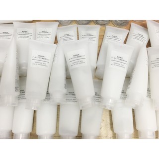 Gel dưỡng ẩm Muji Sensitive Skin All In One Essence
