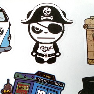 Tấm sticker dán AROUND THE WORLD ( kích thước 18.5cm x 27cm )