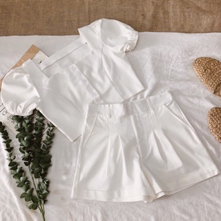 Set crop áo cổ vuông tay phồng + short