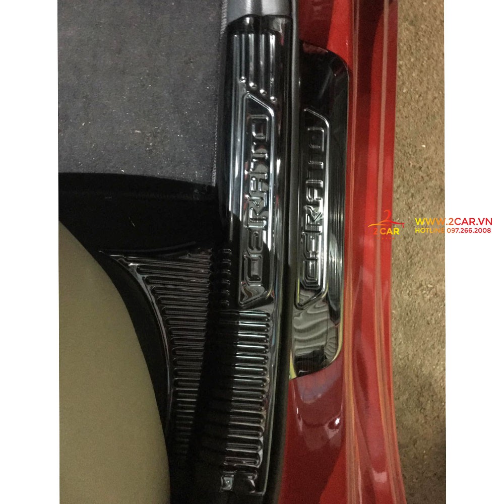 Ốp Bậc Cửa Trong Ngoài Xe Kia CERATO 2019-2022, chất liệu Titan cao cấp