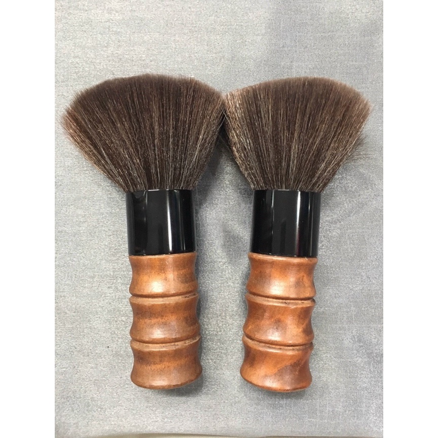chổi phủi tóc barber cán gỗ